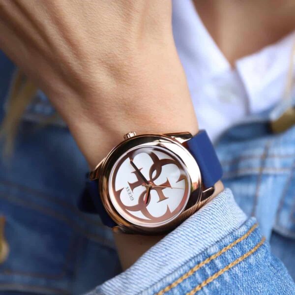 Guess Watch For Women W0911L6 - Image 3