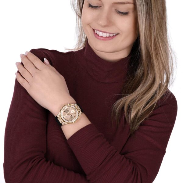 Guess Watch For Women GW0038L1 - Image 4
