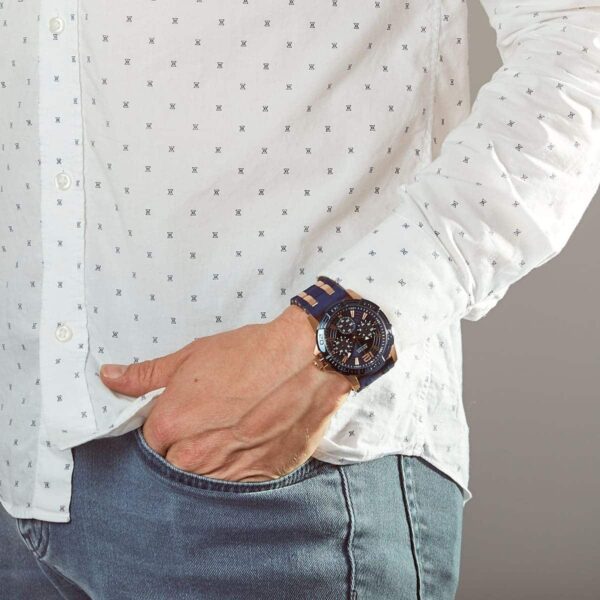 Guess Watch For Men W0366G4 - Image 4
